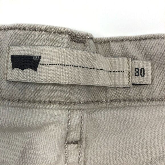 Levi's Cream Mid-Rise Twill Stretch Women's Shorts Size 30 - Picture 4 of 9